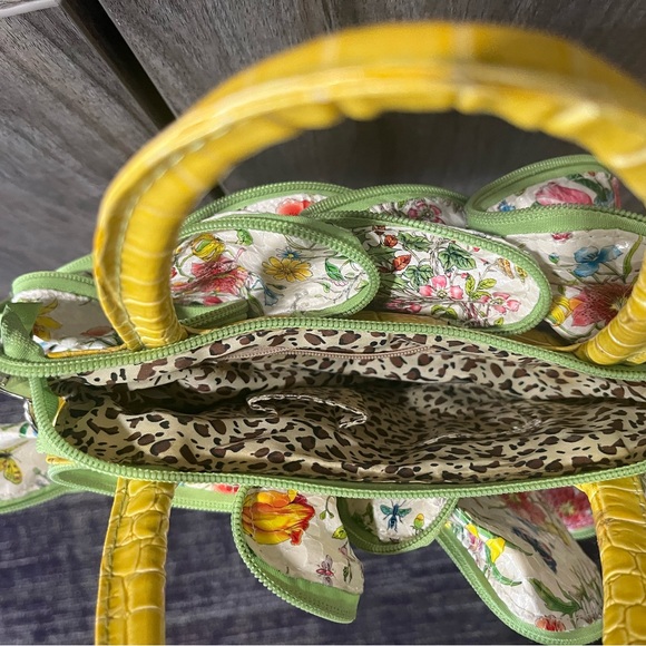 Floral Yellow Handbag - Picture 3 of 6